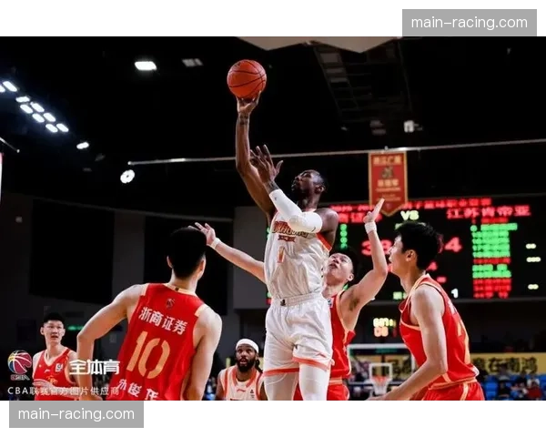 浙江浙商证券塔克23分3篮板3助攻,球队80-100不敌广东东阳光 浙江浙商证券塔克23分3篮板3助攻,球队80-100不敌广东东阳光